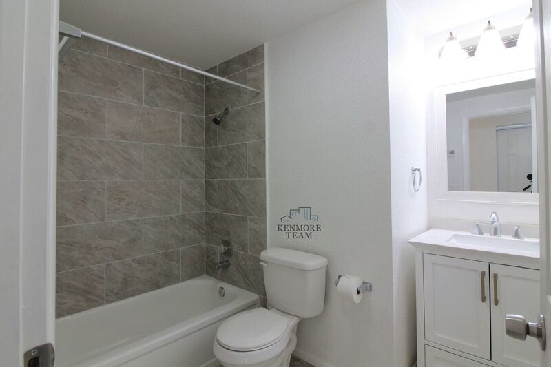 Updated West Kennewick 5 Bed/3 Bath House property image