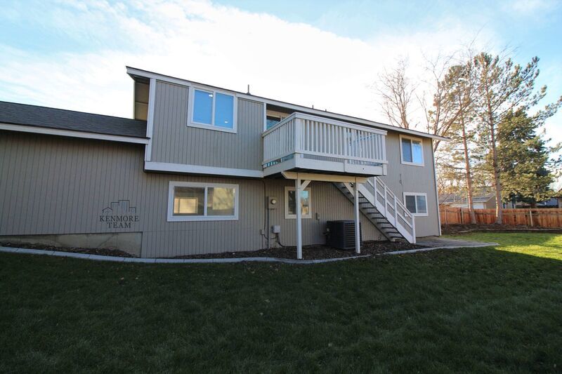 Updated West Kennewick 5 Bed/3 Bath House property image