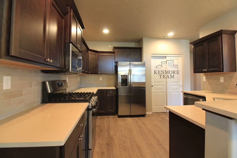 3 Bed/2 Bath West Pasco Rambler property image