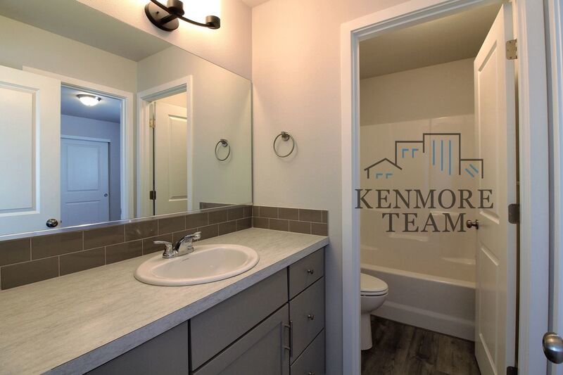 3 bed/2 bath West Pasco Townhouse property image