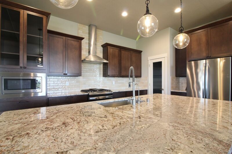 4 Bed/2.5 Bath + an Office Home in Richland property image