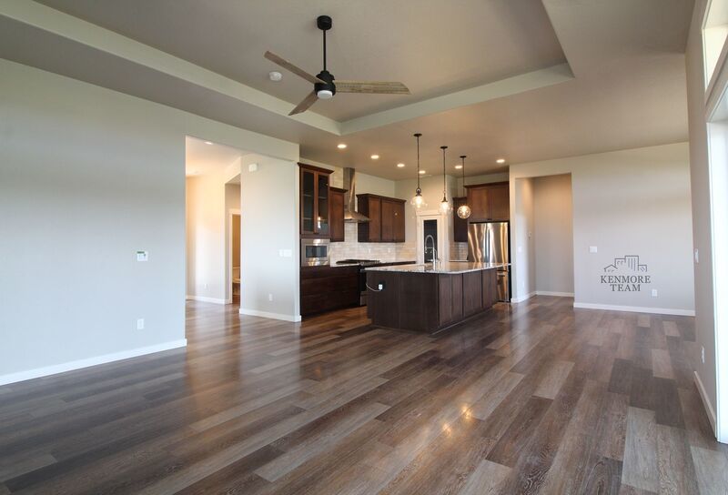 4 Bed/2.5 Bath + an Office Home in Richland property image