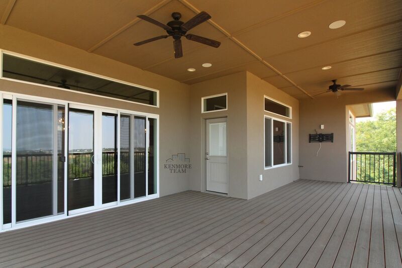 4 Bed/2.5 Bath + an Office Home in Richland property image