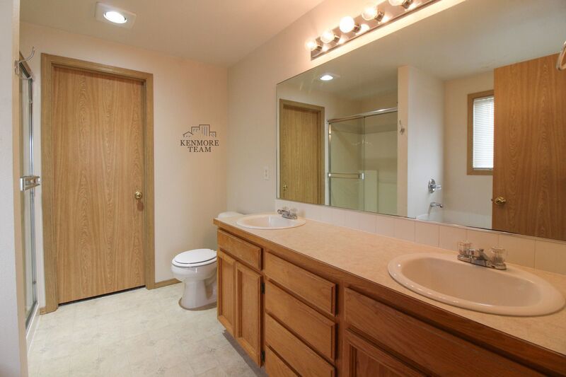 4 Bed/2.5 Bath House in West Pasco property image