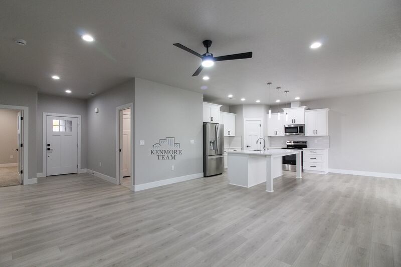 RENT SPECIAL: Brand New Construction - 3 Bedroom, 2 Bath Pasco Townhouse property image