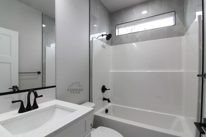 RENT SPECIAL: Brand New Construction - 3 Bedroom, 2 Bath Pasco Townhouse property image