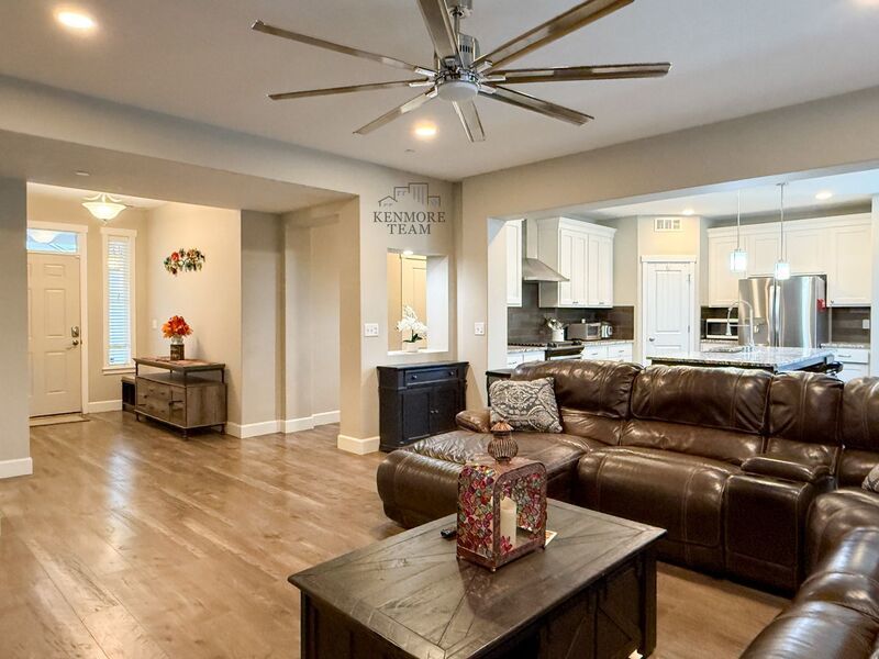 FURNISHED 3 Bed/2 Bath House in South Kennewick property image