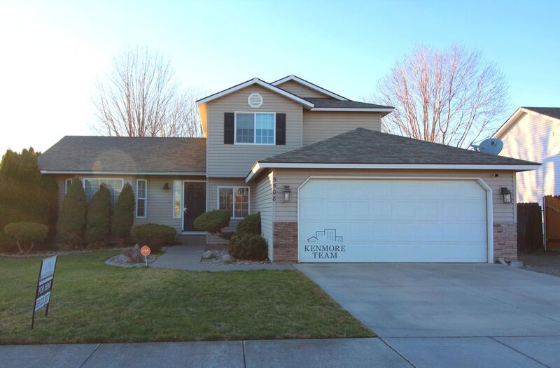 West Pasco 4 bed/3 bath Home property image