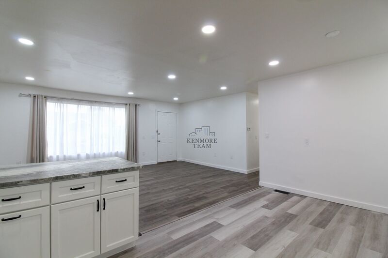 3 Bed/1 Bath Duplex in Central Richland property image