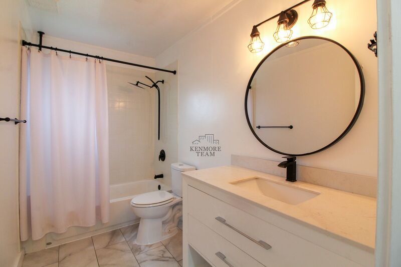 3 Bed/1 Bath Duplex in Central Richland property image