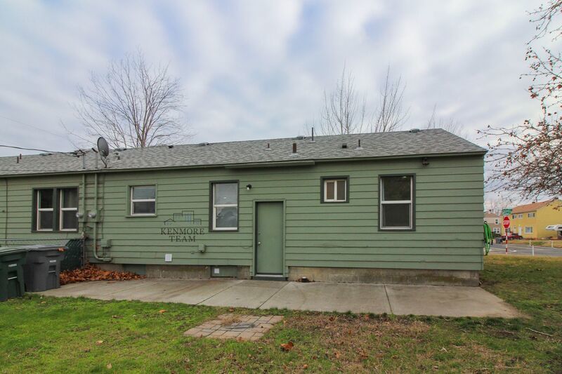 3 Bed/1 Bath Duplex in Central Richland property image