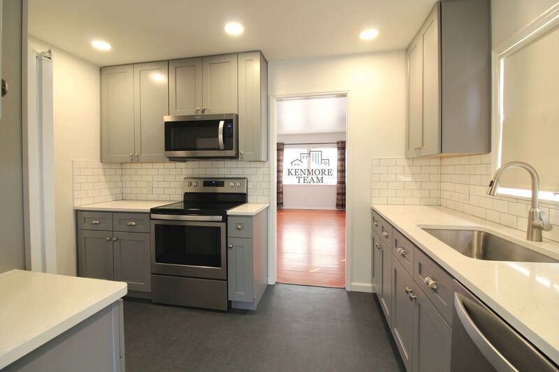 3 Bed/1 Bath House w/ Garage in Central Richland property image