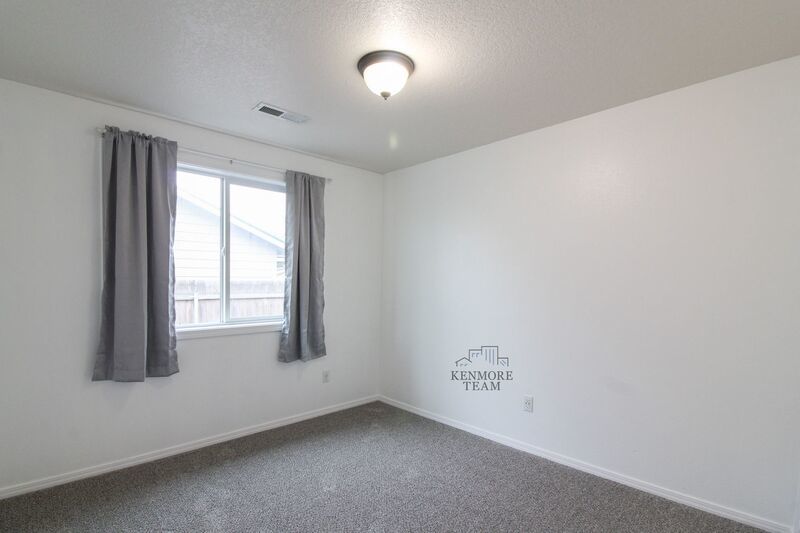 3 Bed/2 Bath + an Office Home in West Pasco property image