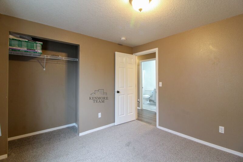 3 Bed/2 Bath + an Office Home in West Pasco property image